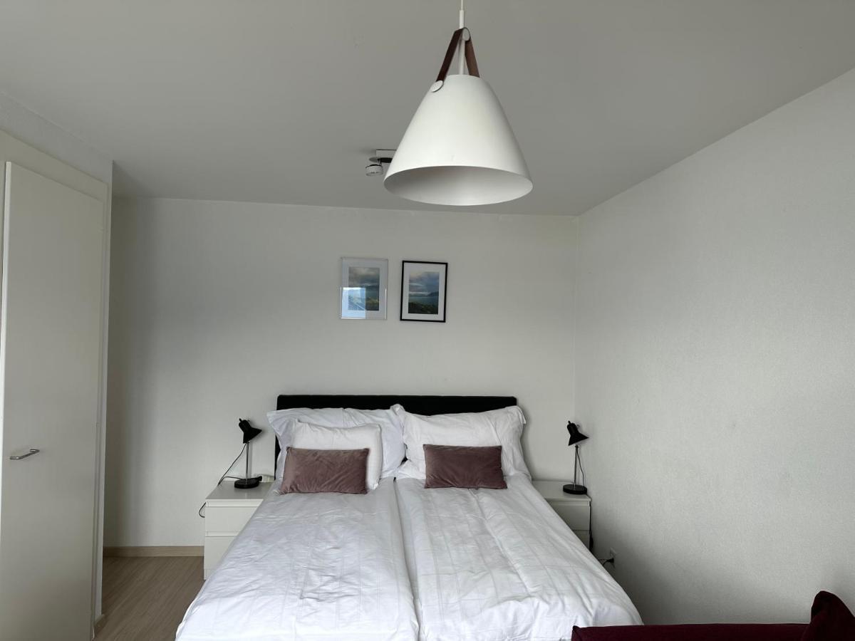Room With 360° View Overlooking Lake Geneva And Alps Puidoux Esterno foto